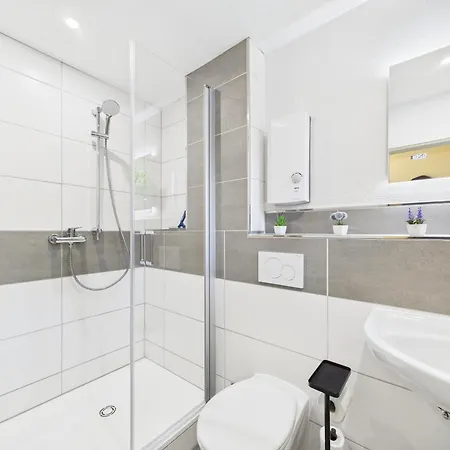 Zentral I Ruhig I Neues Bad & Kueche I Bis 4 Personen Apartment Bad Kreuznach